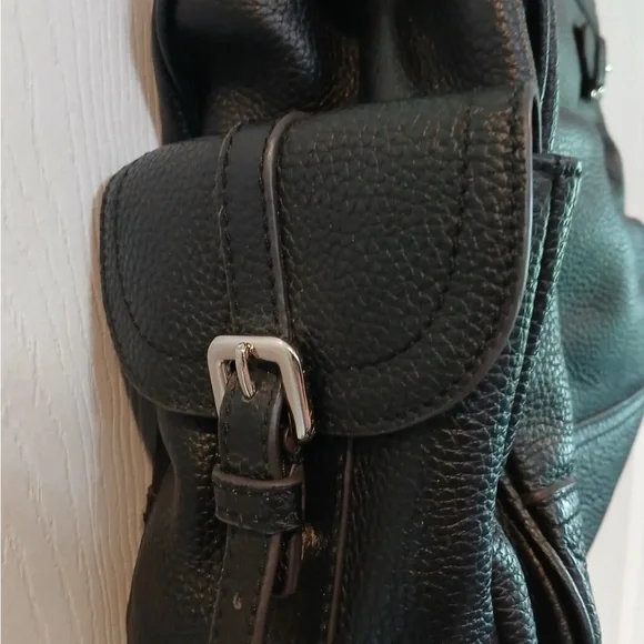 Prada Black Shoulder Bag with Silver Hardware Vitello Daino side pockets - Picture 4 of 8